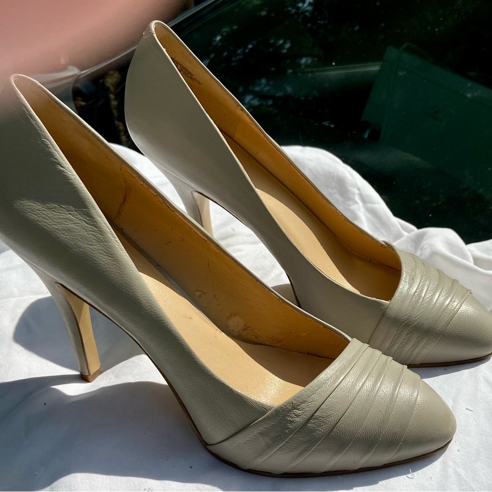 Nine West Gray Pumps Size 9.5 US